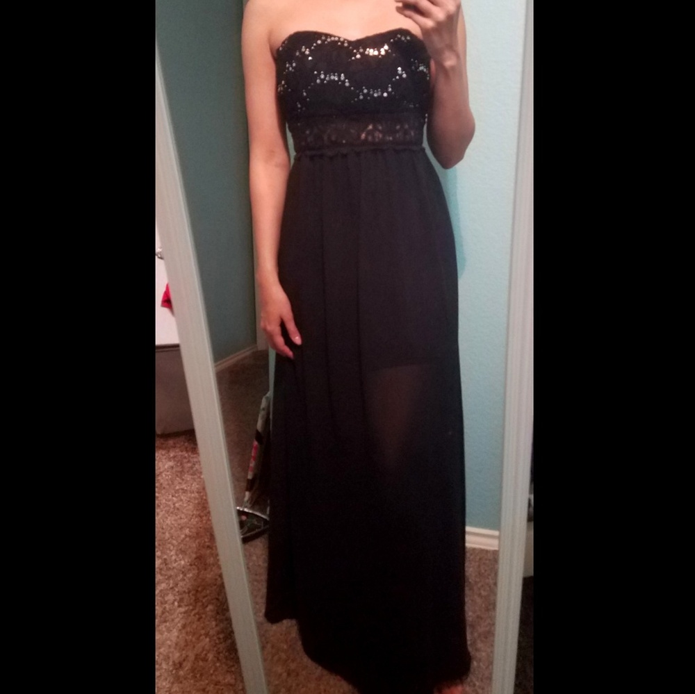 Strapless maxi dress